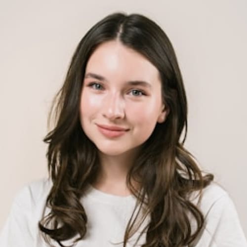 Fatima Khan